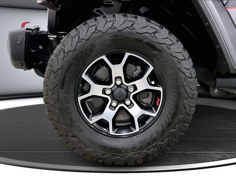 Used 2018 Jeep Wrangler Unlimited Rubicon AWD/4WD image 33