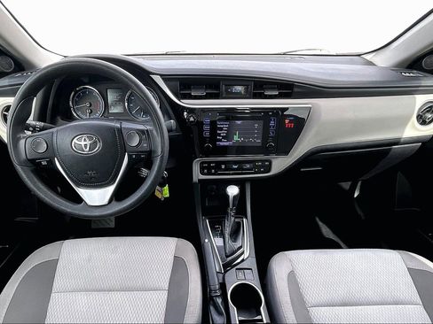 Used 2019 Toyota Corolla L image 14