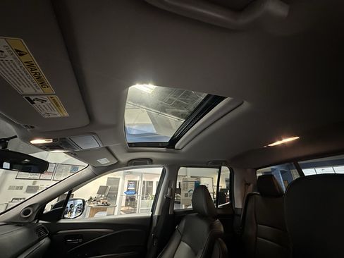 Used 2019 Honda Ridgeline RTL image 22
