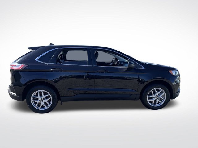 Used 2024 Ford Edge SEL AWD/4WD image 9