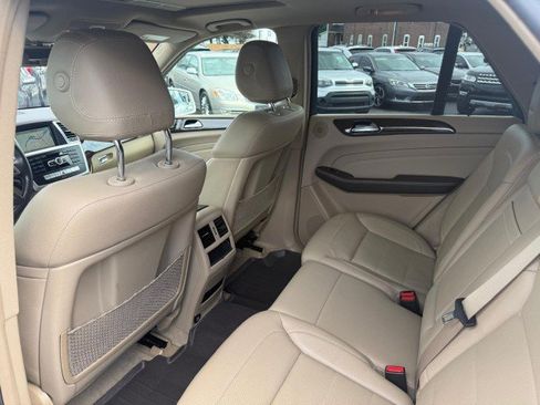 Used 2015 Mercedes-Benz ML 350 4MATIC image 10