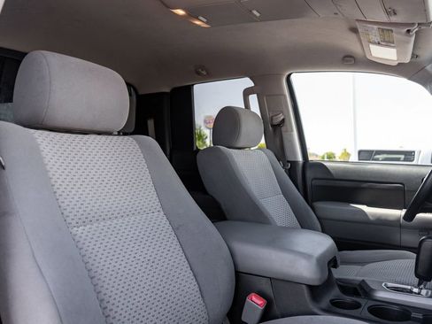 Used 2011 Toyota Tundra 4x4 Double Cab w/ SR5 Pkg image 11