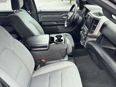 Used 2022 RAM 1500 Big Horn AWD/4WD image 9