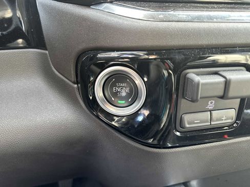 Used 2025 Chevrolet Silverado 2500 LTZ w/ Z71 Chrome Sport Edition image 21