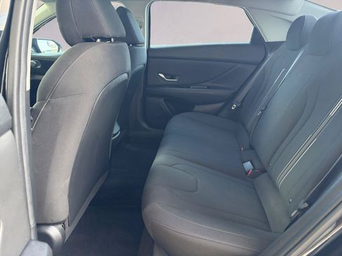 Used 2023 Hyundai Elantra SEL w/ Convenience Package FWD image 13