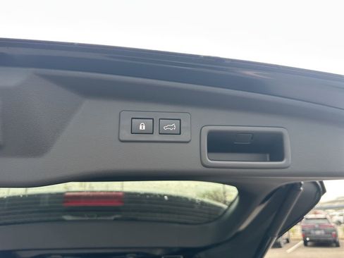 New 2026 Subaru Outback Premium image 31