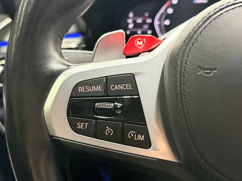 Used 2023 BMW M5 image 41