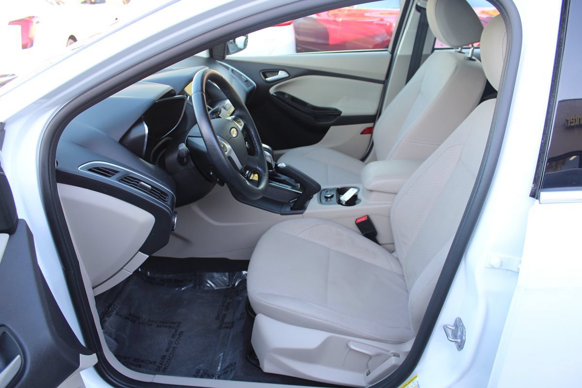 Used 2014 Ford Focus Electric Hatchback FWD image 17