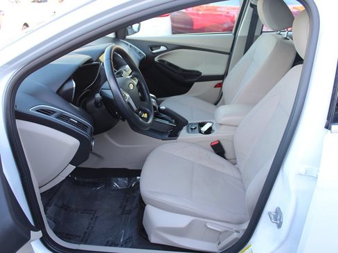 Used 2014 Ford Focus Electric Hatchback FWD image 17