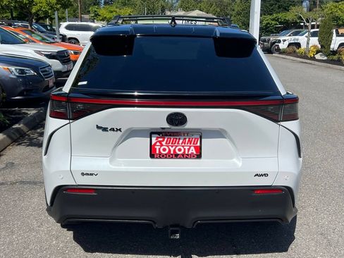 Certified 2025 Toyota bZ4X AWD image 9