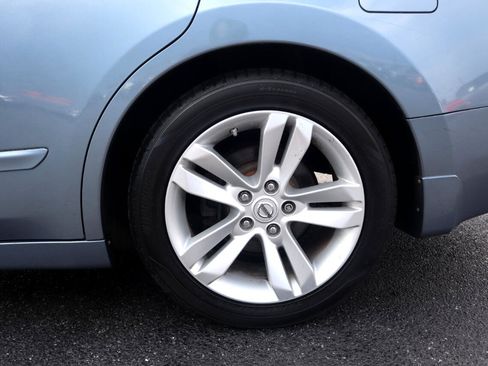 Used 2010 Nissan Altima 3.5 SR w/ Sport Pkg image 27