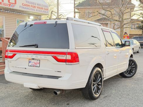 Used 2015 Lincoln Navigator L 4WD image 89