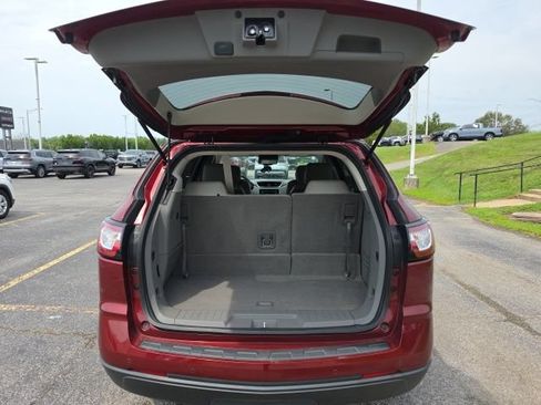 Certified 2016 Chevrolet Traverse LT FWD image 27