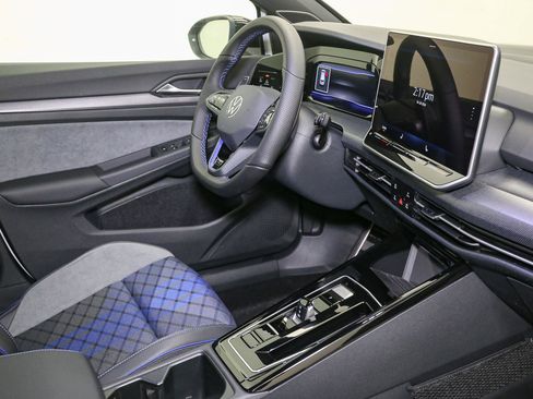 New 2026 Volkswagen Golf w/ Euro Style Package AWD/4WD image 13