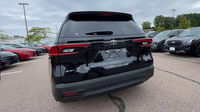 New 2026 Toyota Grand Highlander XLE FWD image 3