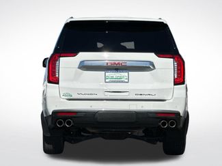 Used 2023 GMC Yukon XL Denali AWD/4WD video 4