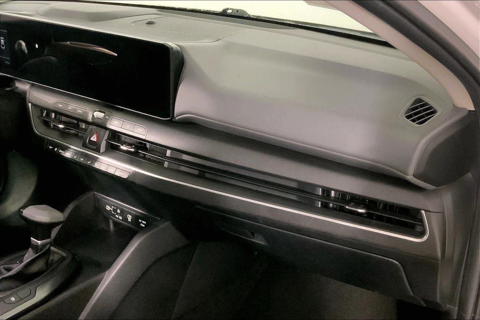 Certified 2025 Kia K4 FWD image 16
