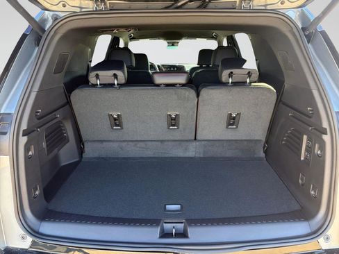 New 2026 Chevrolet Traverse RS AWD/4WD image 18