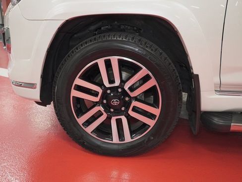 Certified 2022 Toyota 4Runner Limited image 41