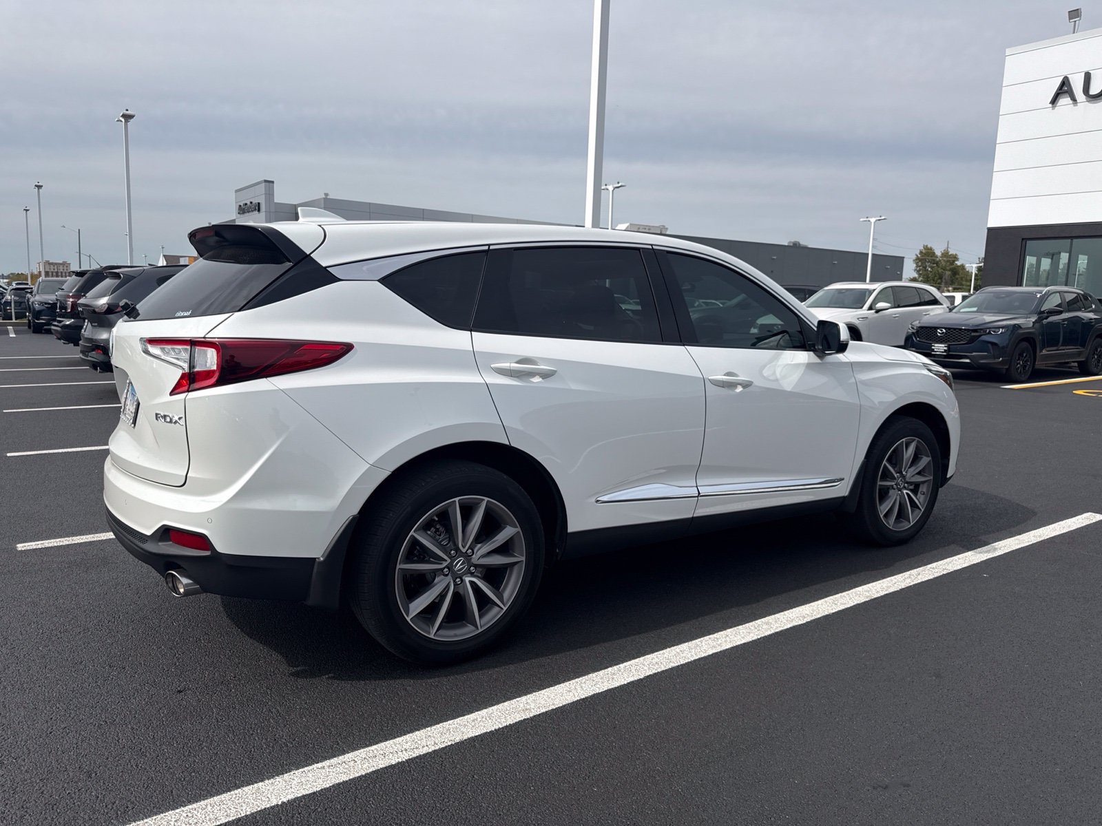 Used 2020 Acura RDX w/ Technology Package FWD image 11