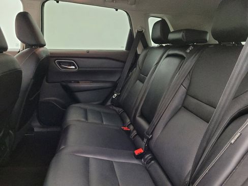 Used 2021 Nissan Rogue SL w/ Premium Package FWD image 18
