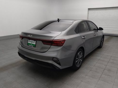 Used 2022 Kia Forte LXS w/ LXS Technology Package FWD image 9