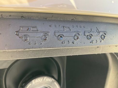 New 2026 Ford Bronco Badlands w/ Sasquatch Package AWD/4WD image 14