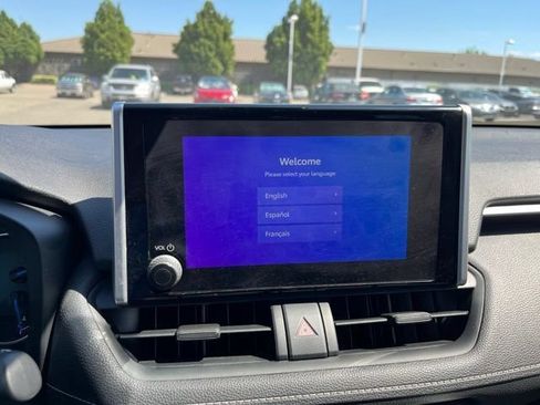 Used 2025 Toyota RAV4 XLE w/ Convenience Package AWD/4WD image 15