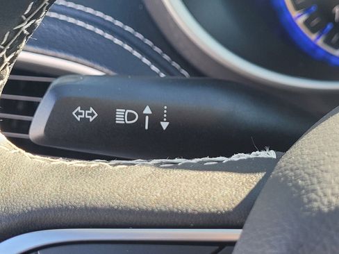 New 2026 Chrysler Pacifica Select image 25