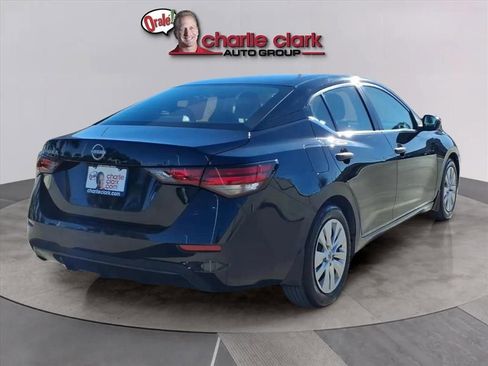 Used 2024 Nissan Sentra S image 5