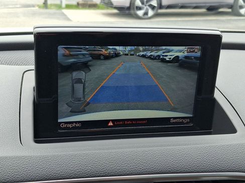 Used 2018 Audi Q3 2.0T Premium Plus image 21