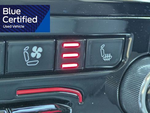 Used 2022 Jeep Grand Cherokee Overland w/ Luxury Tech Group IV AWD/4WD image 28