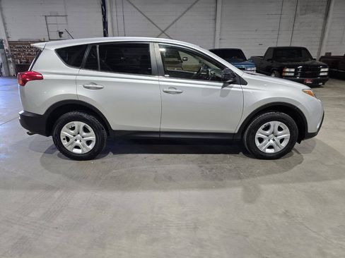 Used 2015 Toyota RAV4 LE AWD/4WD image 14