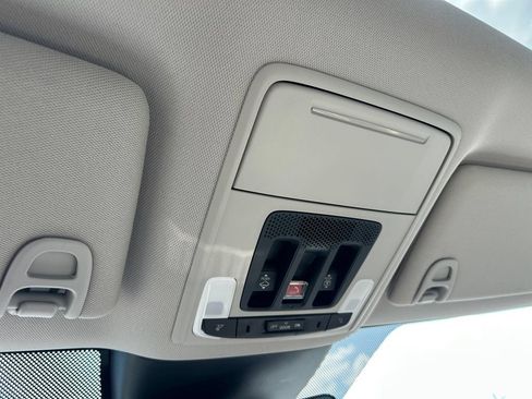 New 2026 Honda Pilot Touring image 26