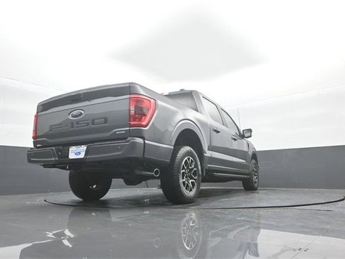 Certified 2022 Ford F150 XLT w/ Equipment Group 302A High image 31