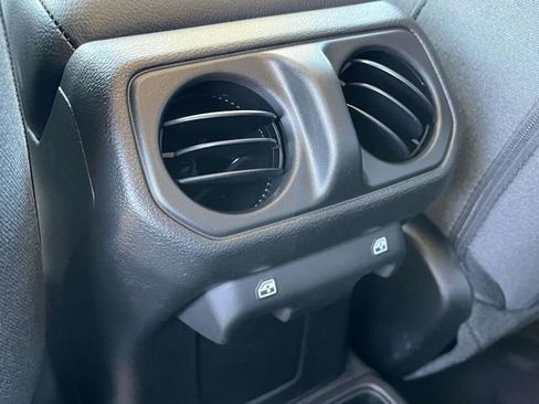 New 2025 Jeep Gladiator Sport image 16