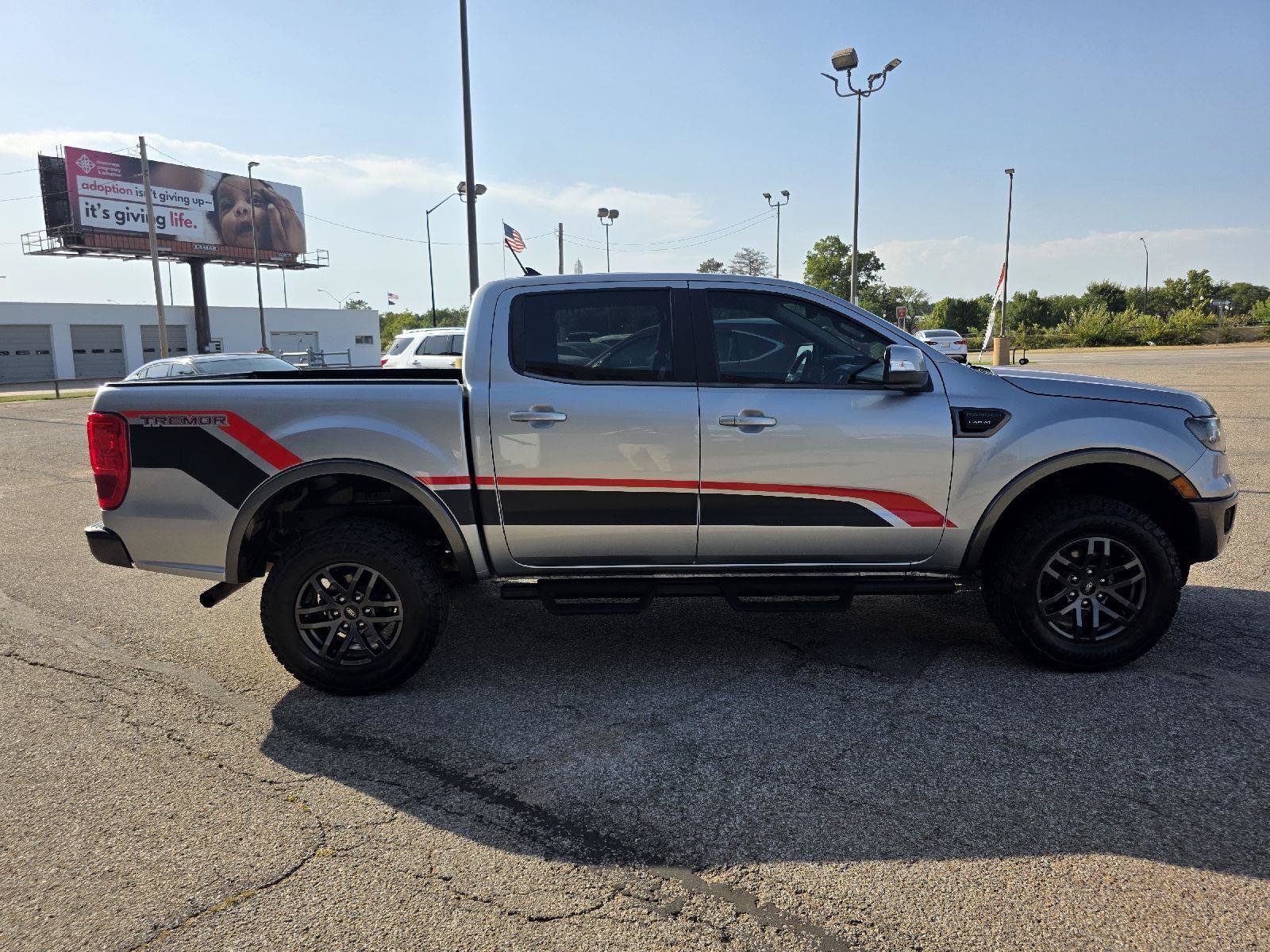 Used 2021 Ford Ranger Lariat w/ Tremor Off-Road Package AWD/4WD image 4