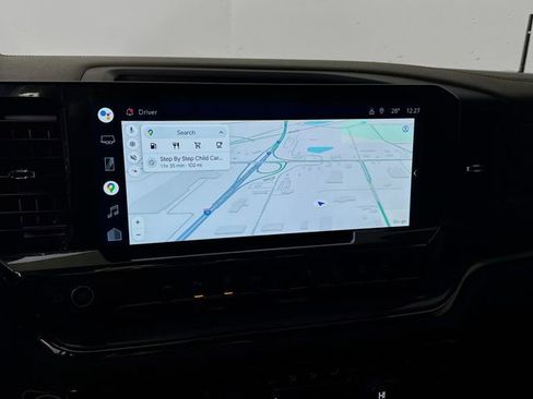 Used 2022 Chevrolet Silverado 1500 ZR2 image 13