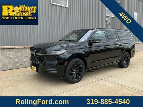 Used 2025 Lincoln Navigator L Reserve w/ Jet Appearance Package AWD/4WD image 1