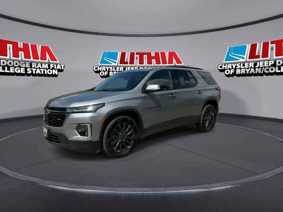 Used 2023 Chevrolet Traverse RS