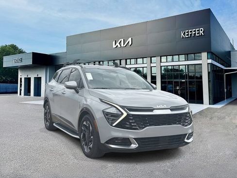 Certified 2024 Kia Sportage SX FWD image 2