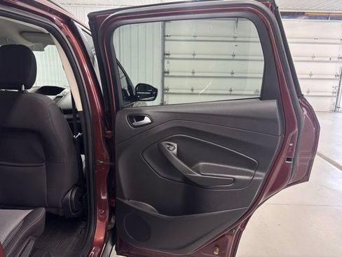 Used 2018 Ford Escape SE AWD/4WD image 7