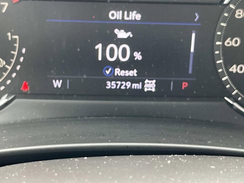 Certified 2023 Cadillac XT4 Premium Luxury image 40