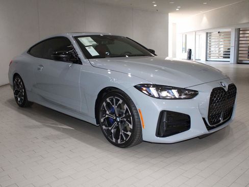Used 2025 BMW 430i Coupe w/ M Sport Package image 8