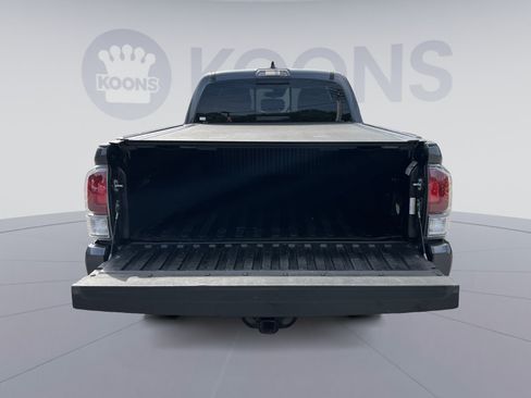 Used 2023 Toyota Tacoma TRD Sport AWD/4WD image 24