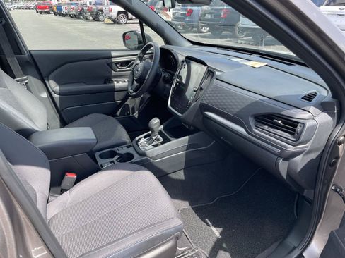 Used 2025 Subaru Forester Premium AWD/4WD image 28