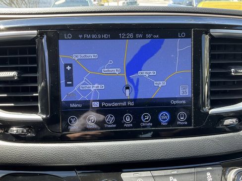 Used 2017 Chrysler Pacifica Touring-L Plus FWD image 25