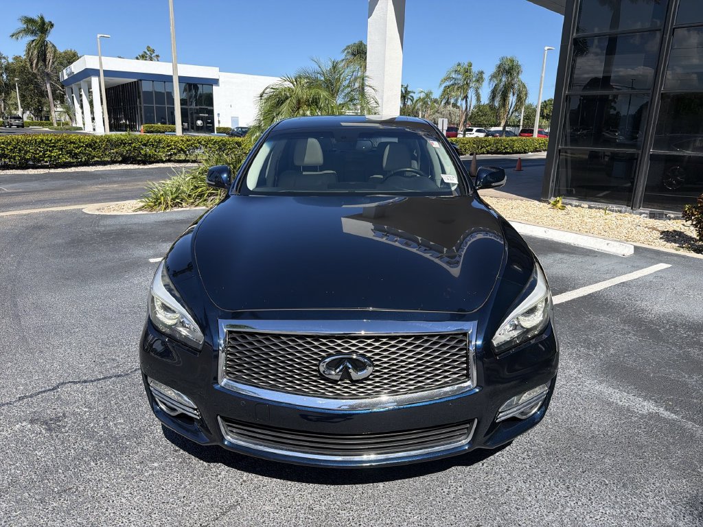 Used 2015 INFINITI Q70 L 3.7 w/ Deluxe Touring Package RWD image 19