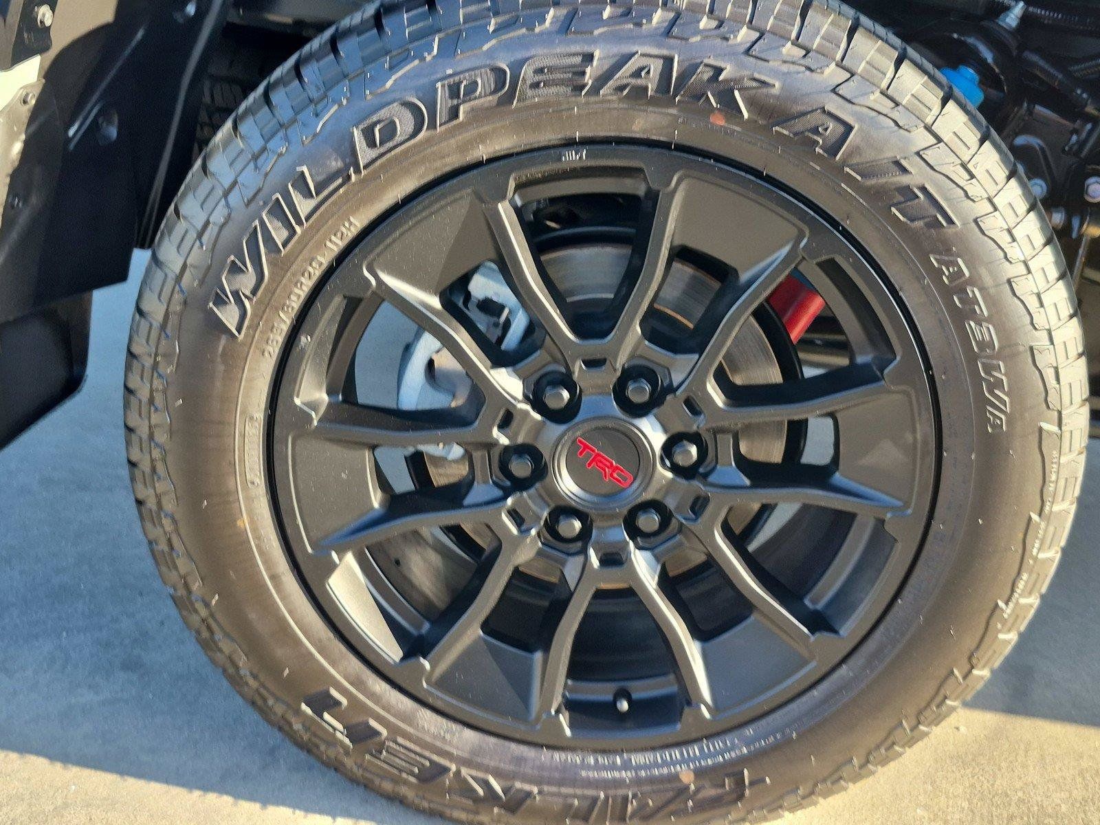 Used 2026 Toyota Tundra Platinum w/ TRD Off-Road Package AWD/4WD image 13