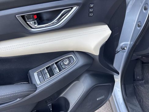 Used 2022 Subaru Ascent Limited w/ Technology Package image 12